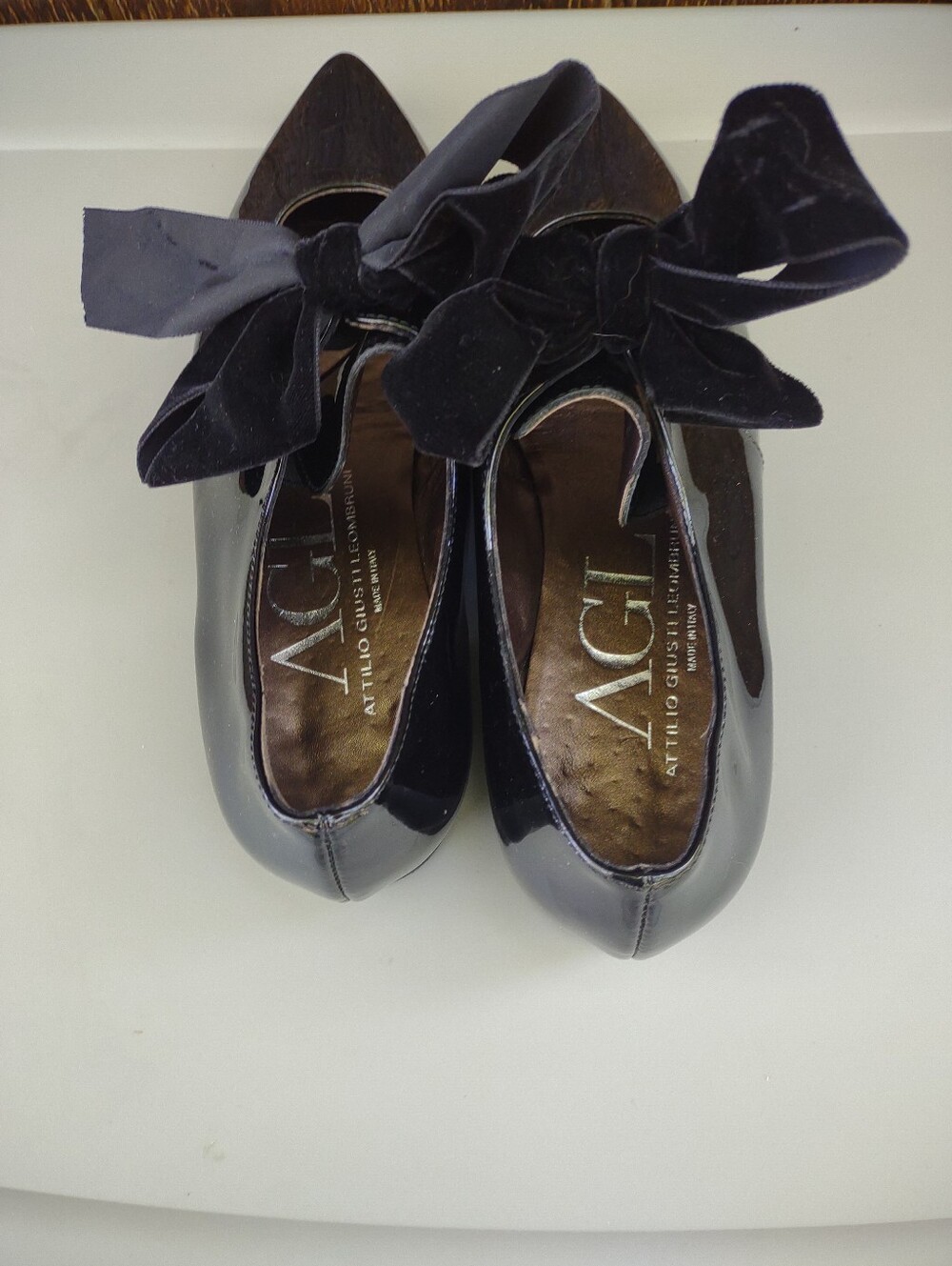 AGL Black Bow Accent Patent Leather Mary Jane Flats Women's 40 (9) - Picture 5 of 7
